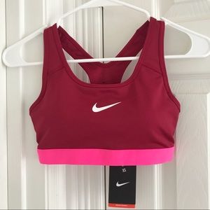 NEW Nike Sports Bra dry fit in XS
